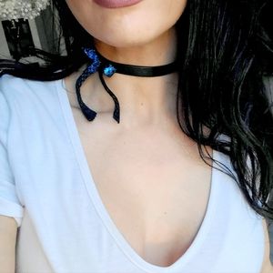 Handmade Genuine leather bow choker